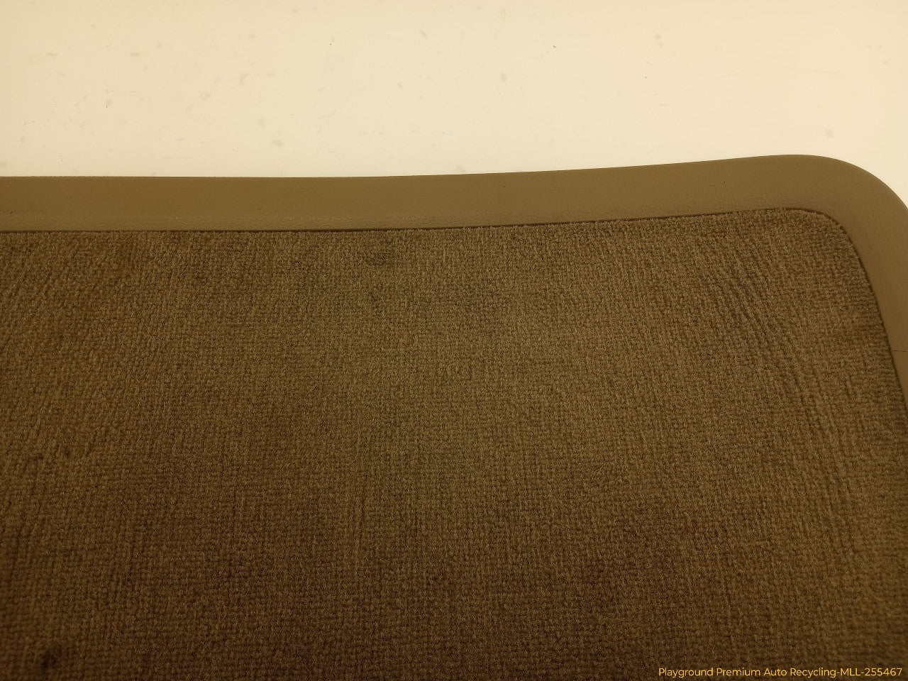 Volvo XC70 Trunk Lid Trim