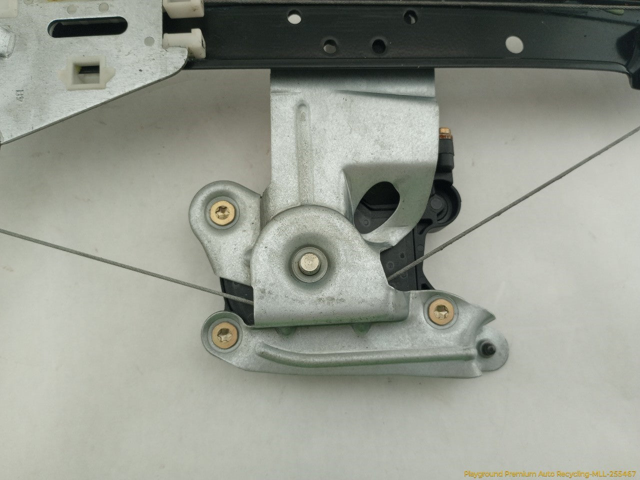 Volvo XC70 Passenger Right Rear Window Regulator