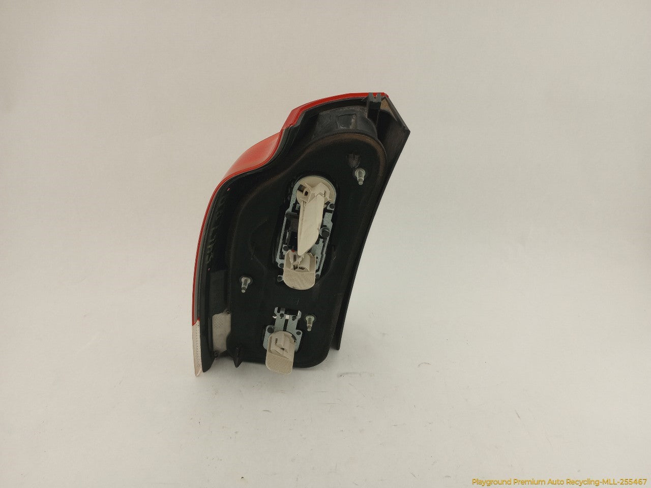 Volvo XC70 Passenger Right Lower Tail Lamp - 0