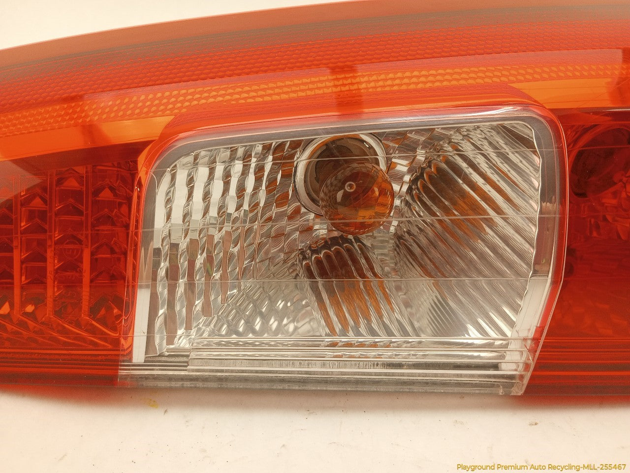 Volvo XC70 Passenger Right Upper Tail Lamp