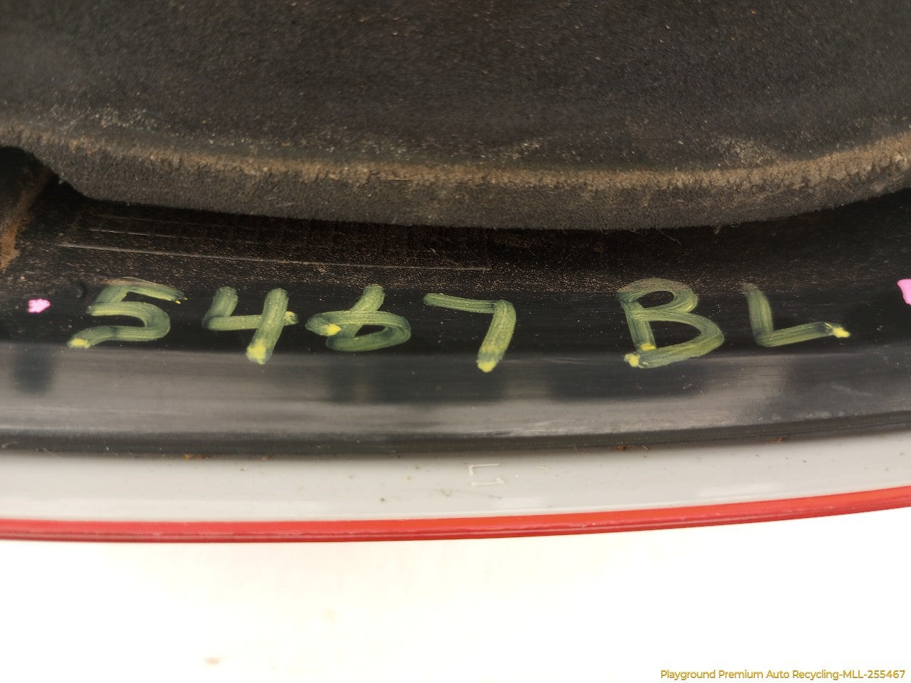 Volvo XC70 Driver Left Lower Tail Lamp