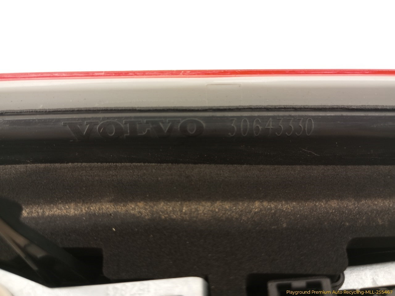 Volvo XC70 Driver Left Upper Tail Lamp