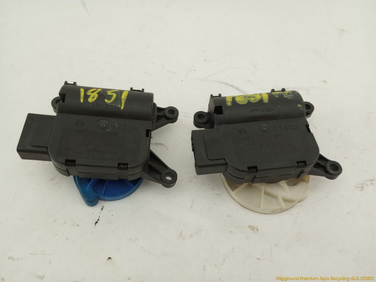 Audi S4 Set Of 6 AC Air Vent Flap Actuators