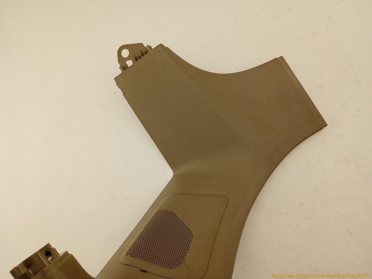 Volvo XC70 Pair Of Lower Rear Quarter Trim