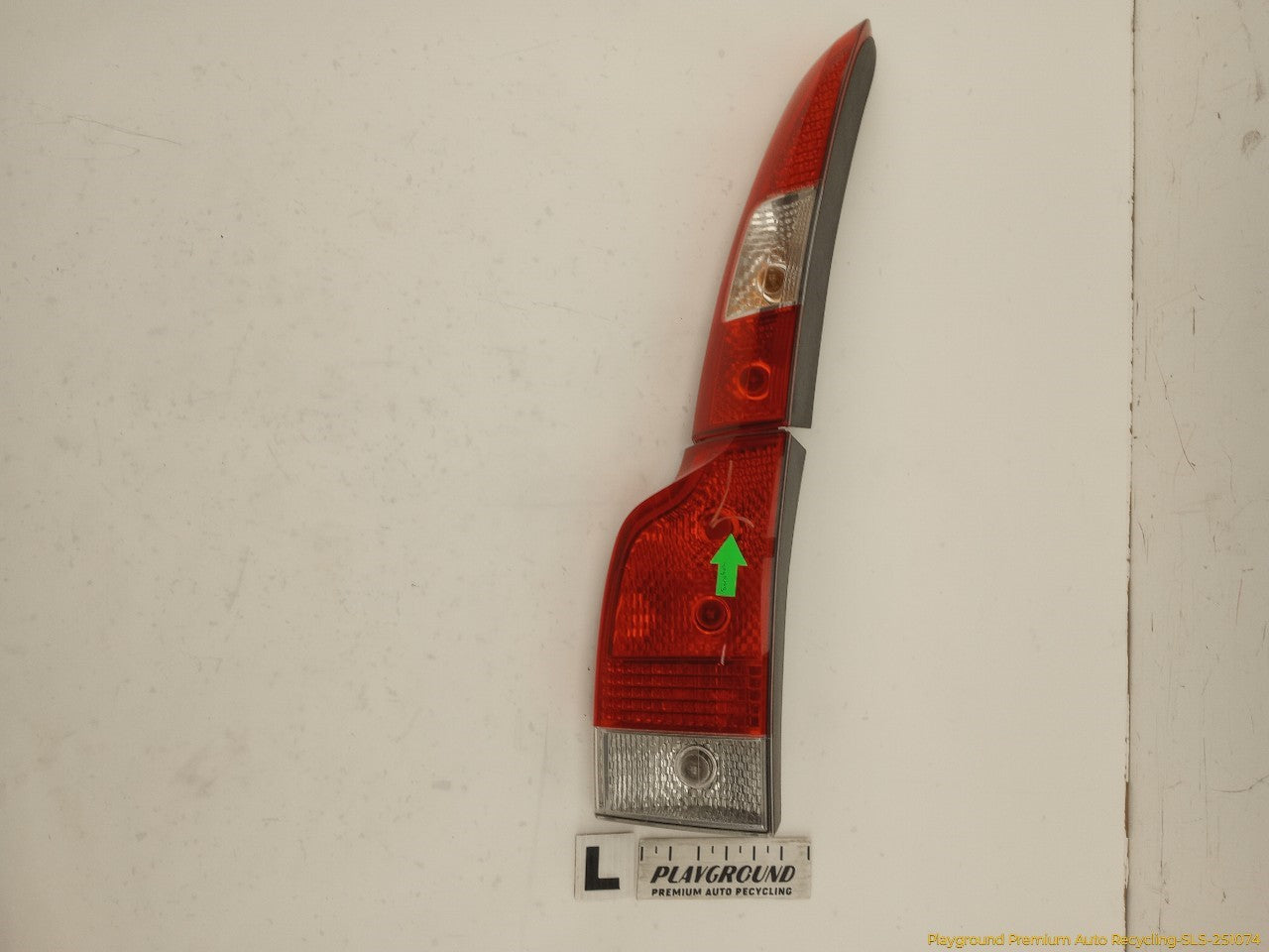 Volvo XC70 Pair Of Driver Left Tail Lamps