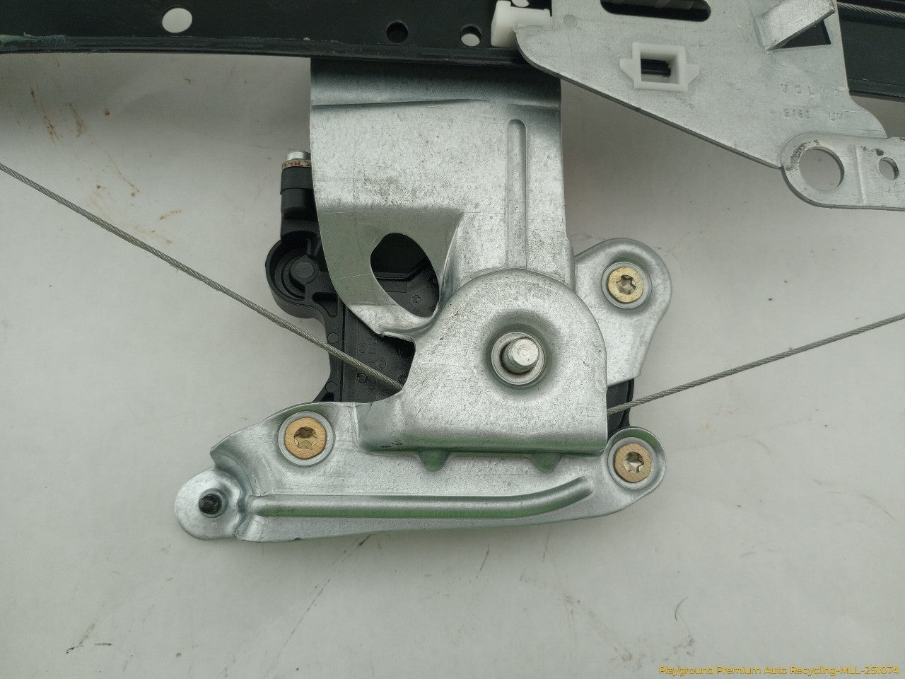 Volvo XC70 Driver Left Rear Window Regulator