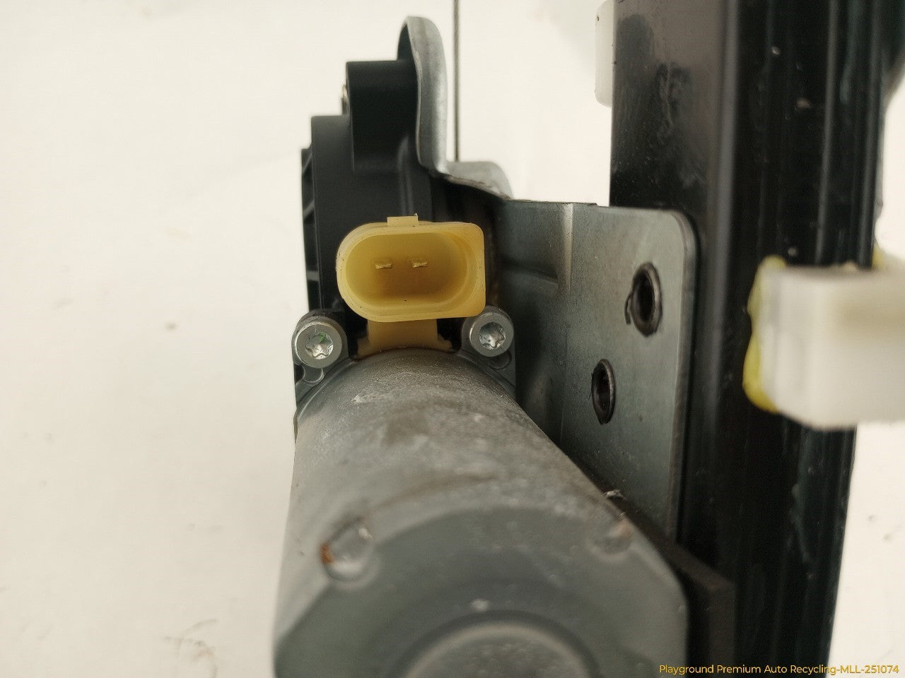 Volvo XC70 Driver Left Rear Window Regulator