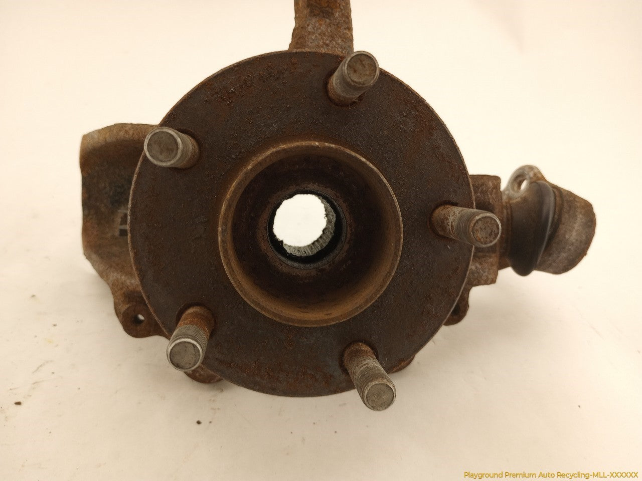 Volvo C30 Driver Left Front Spindle Knuckle Hub