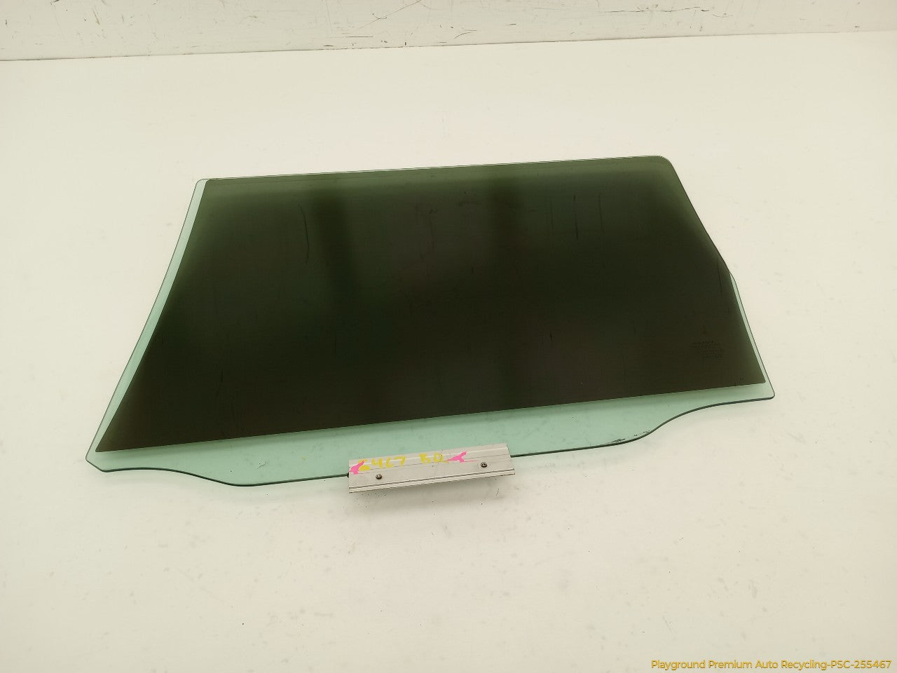 Volvo XC70 Passenger Right Rear Door Window Glass - 0