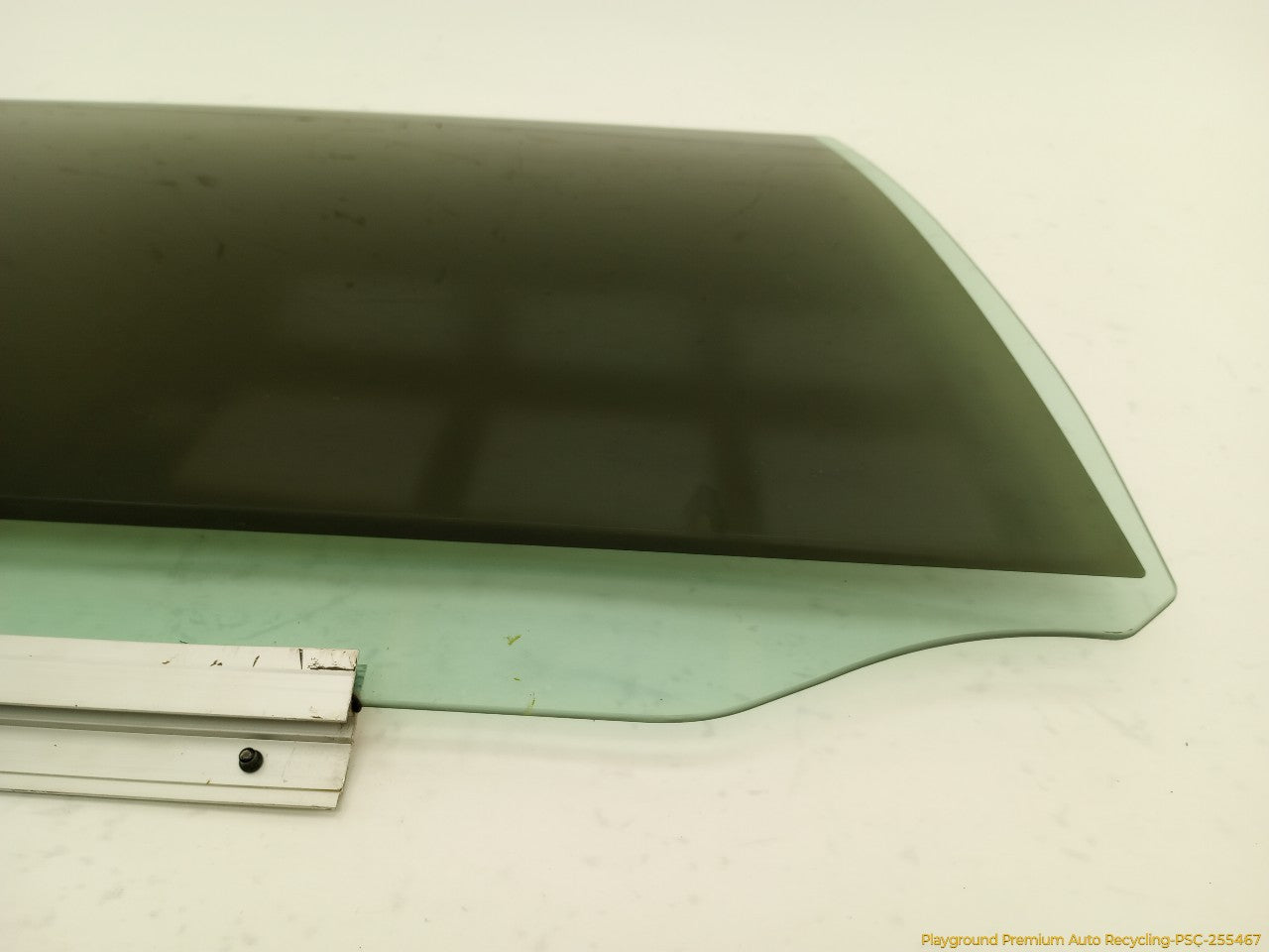 Volvo XC70 Passenger Right Rear Door Window Glass