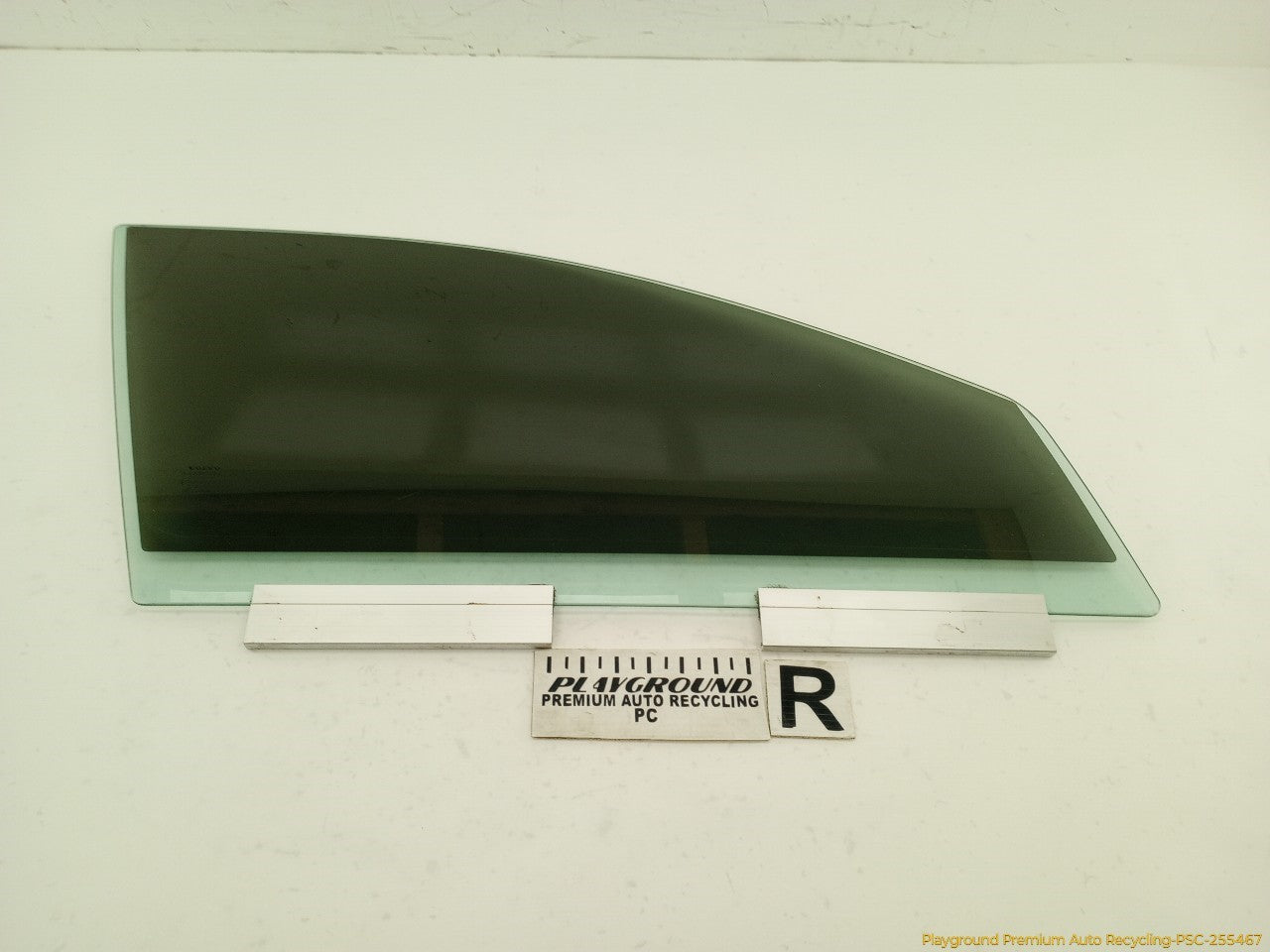 Volvo XC70 Passenger Right Front Door Window Glass