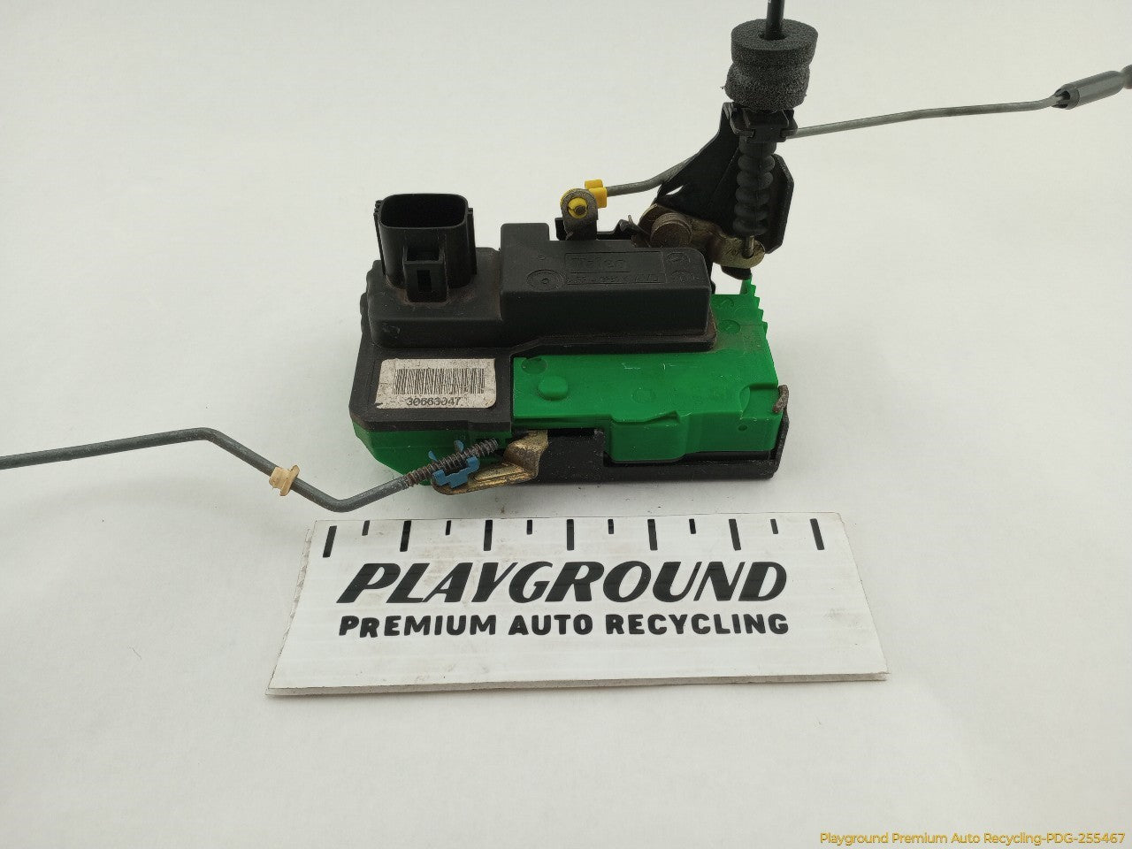 Volvo XC70 Passenger Right Front Door Lock Actuator
