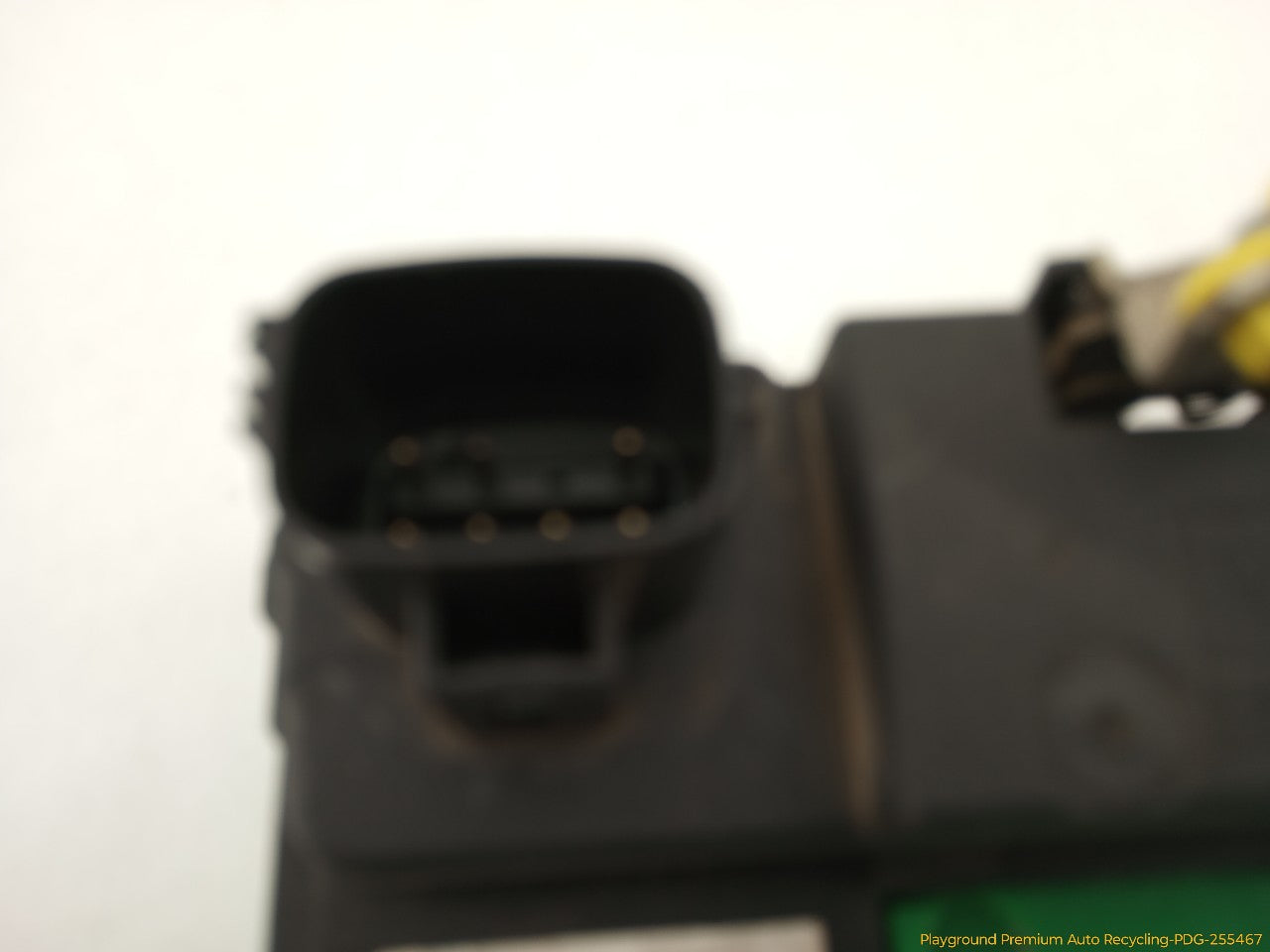 Volvo XC70 Passenger Right Front Door Lock Actuator