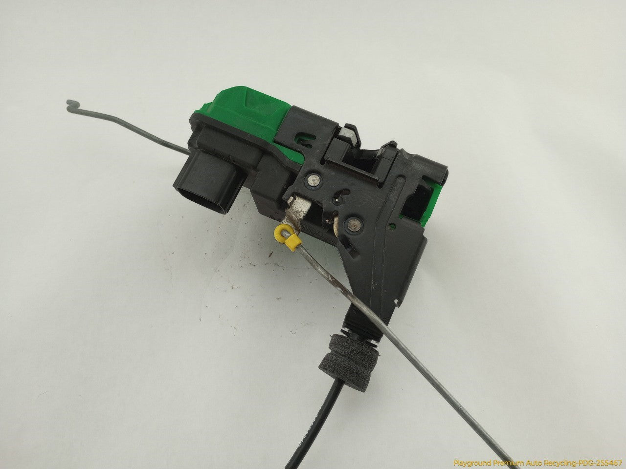Volvo XC70 Passenger Right Front Door Lock Actuator