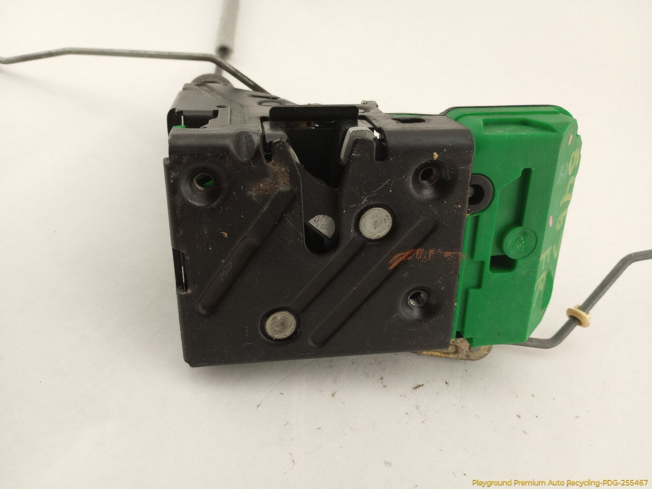 Volvo XC70 Passenger Right Front Door Lock Actuator
