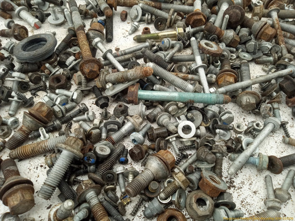 Saab 903 Dismantling Hardware Fasteners Bolts & Nuts