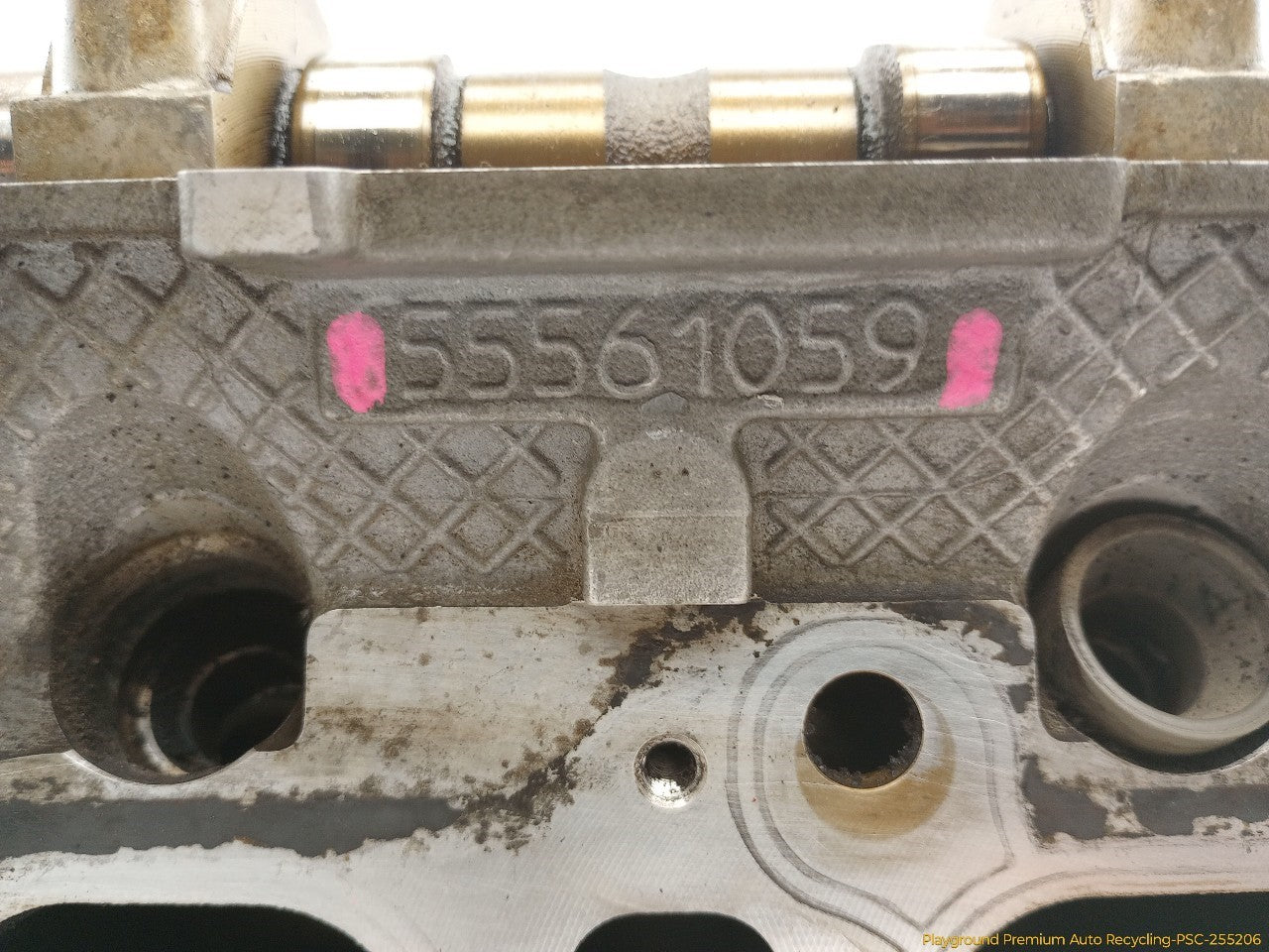 Saab 903 Engine Cylinder Head