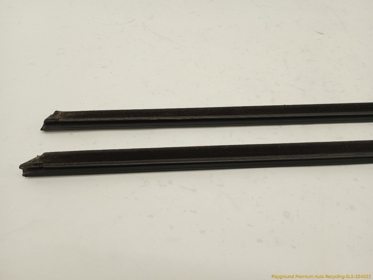 Mini Clubman Pair Of Front Window Belt Strip Moldings