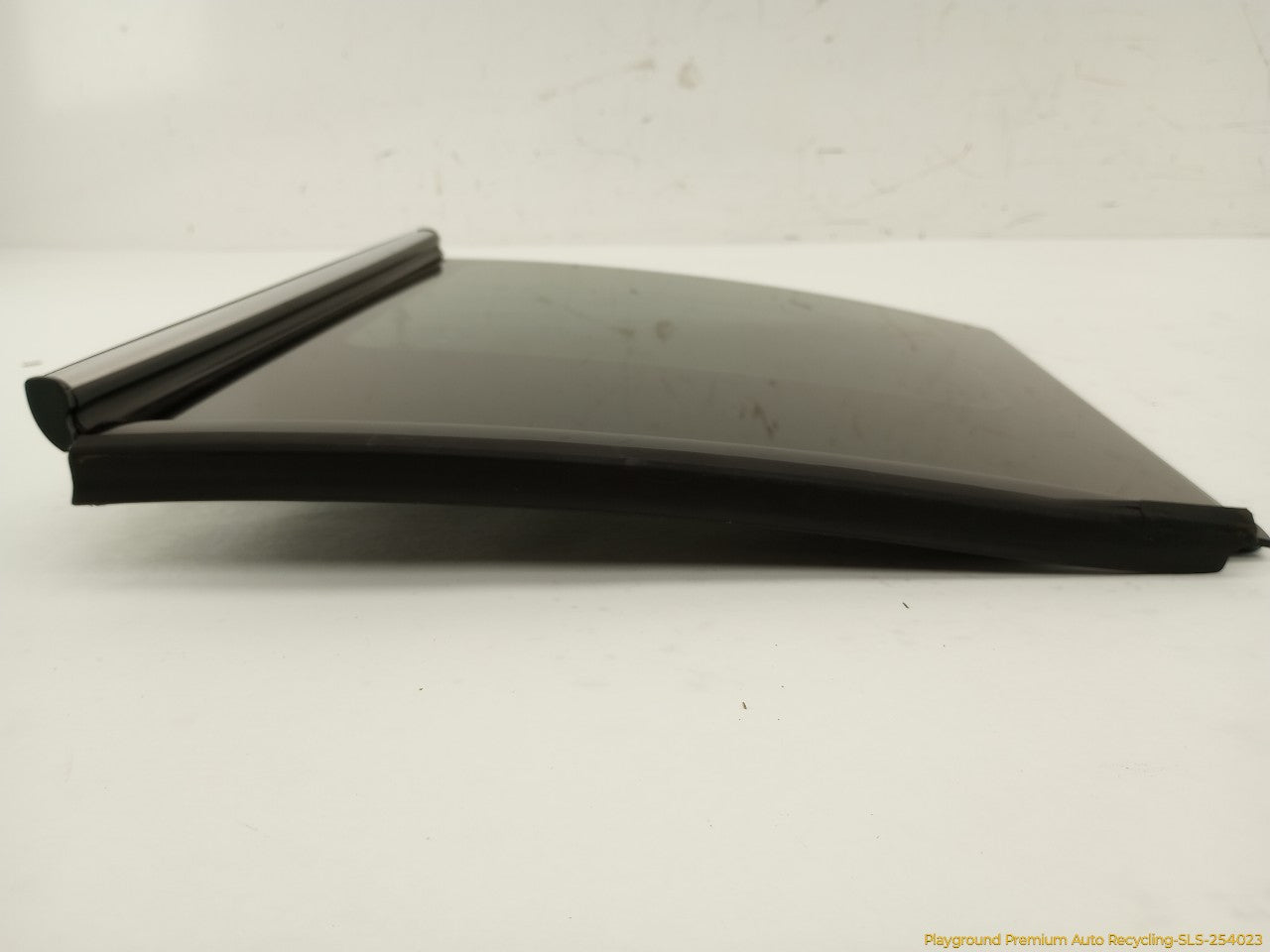 Mini Clubman Passenger Right Rear Door Window Glass