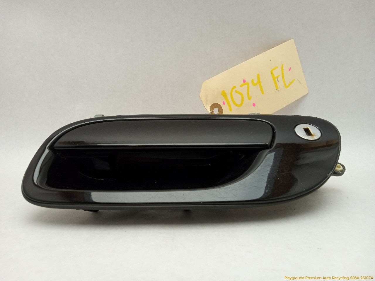 Volvo XC70 Driver Left Front Exterior Door Handle