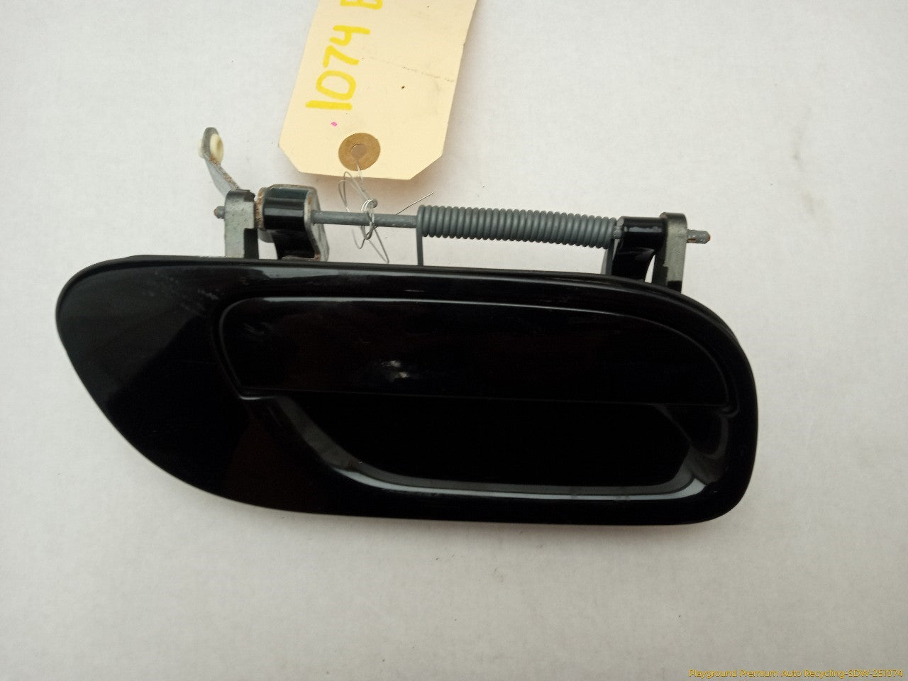 Volvo XC70 Passenger Right Rear Exterior Door Handle - 0