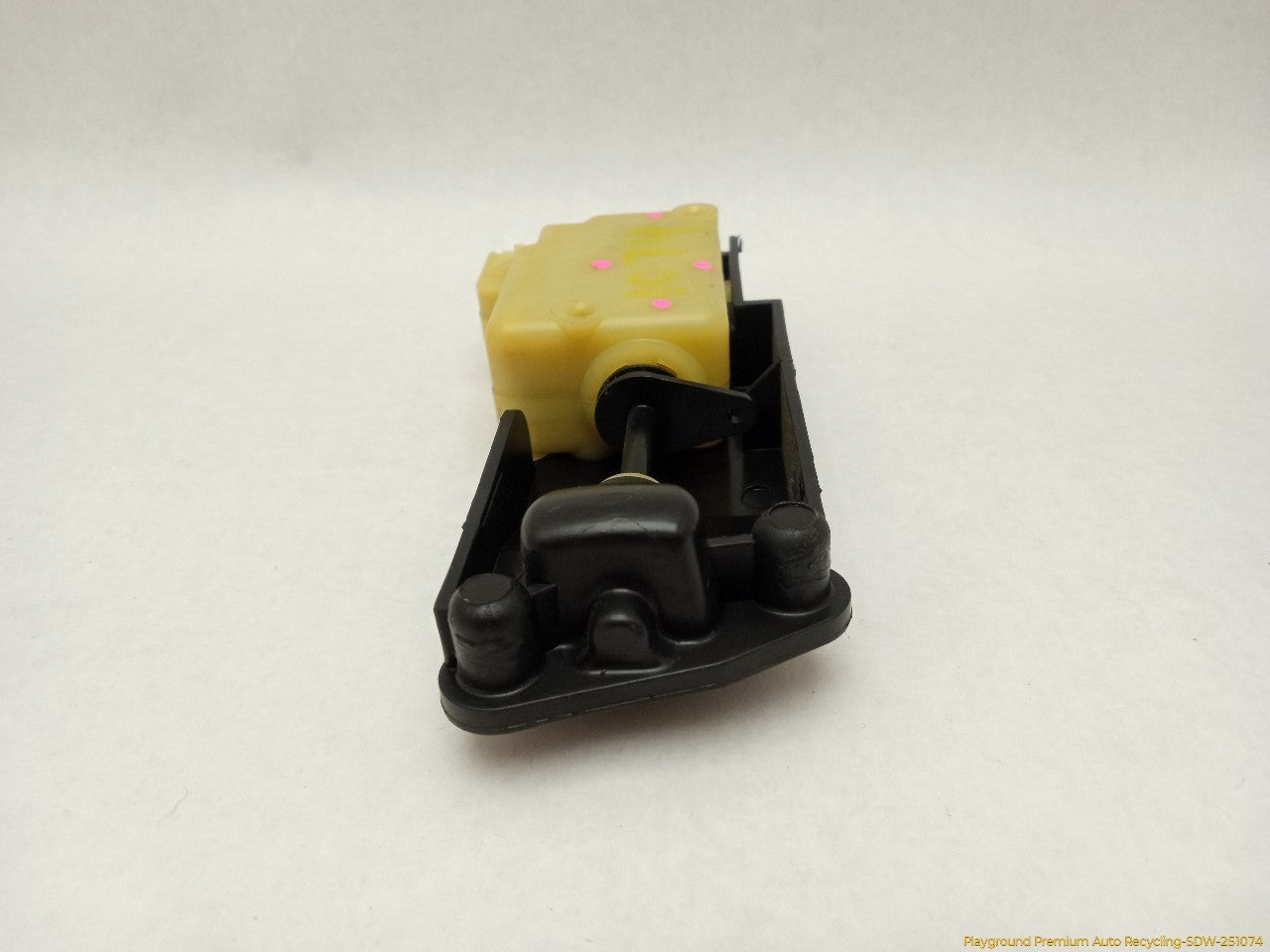 Volvo XC70 Fuel Door Release Actuator
