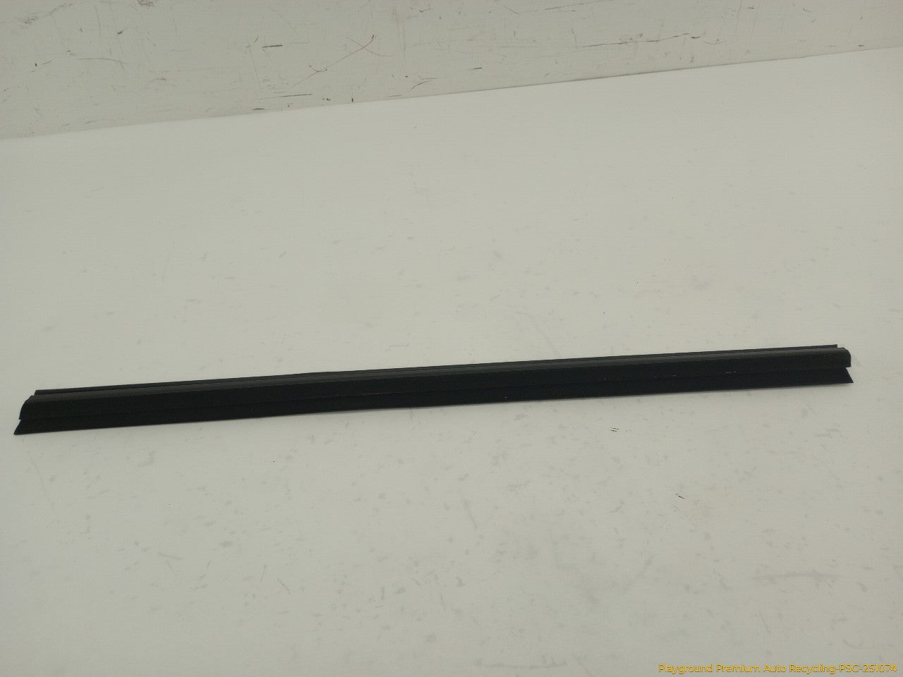 Volvo XC70 Set Of 4 Window Belt Strip Moldings