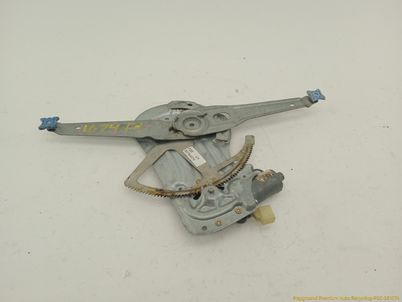 Volvo XC70 Driver Left Front Door Window Regulator - 0