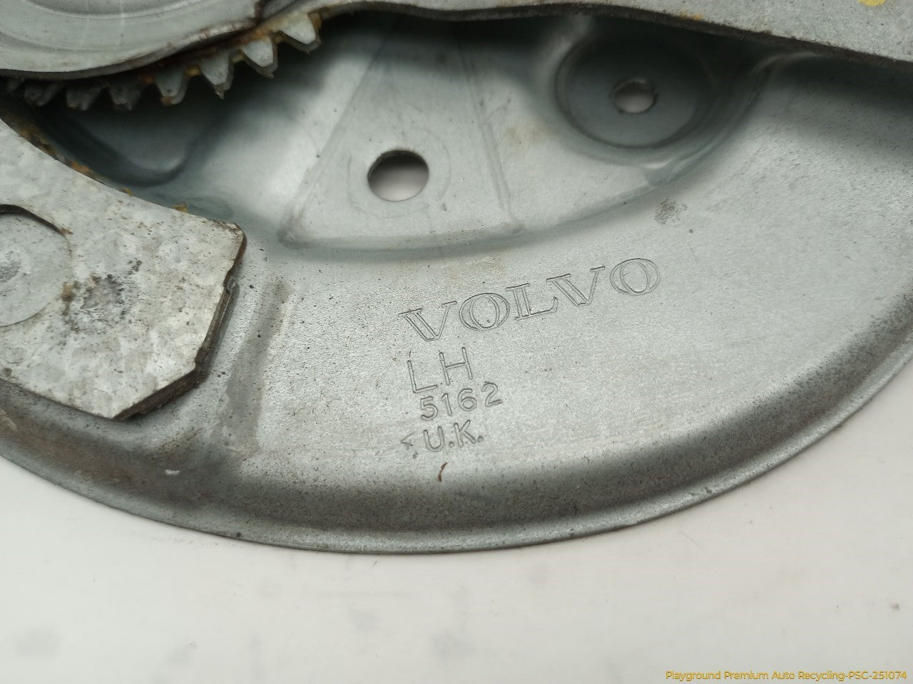 Volvo XC70 Driver Left Front Door Window Regulator