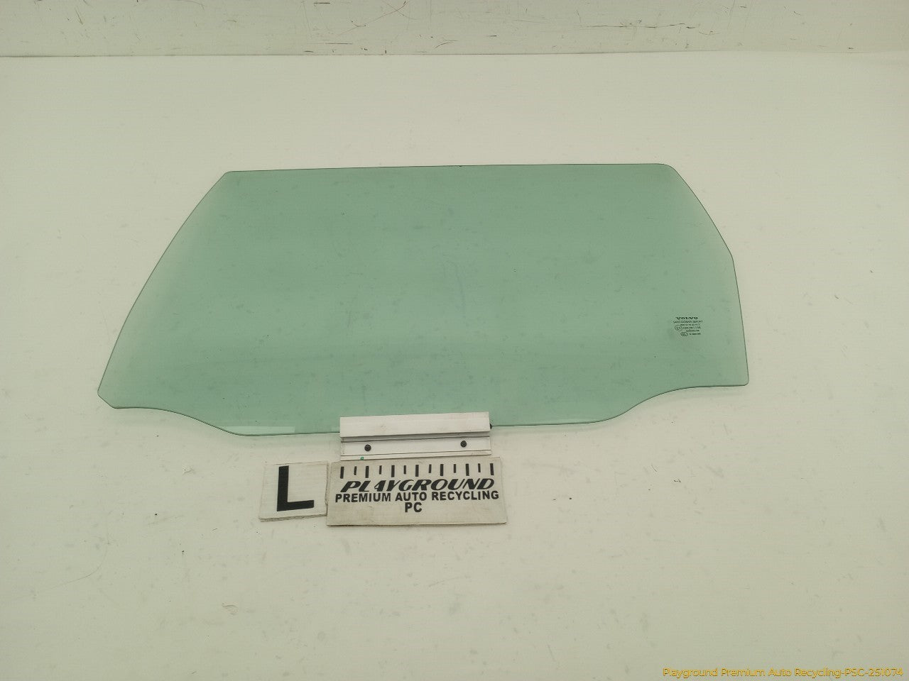 Volvo XC70 Driver Left Rear Door Window Glass