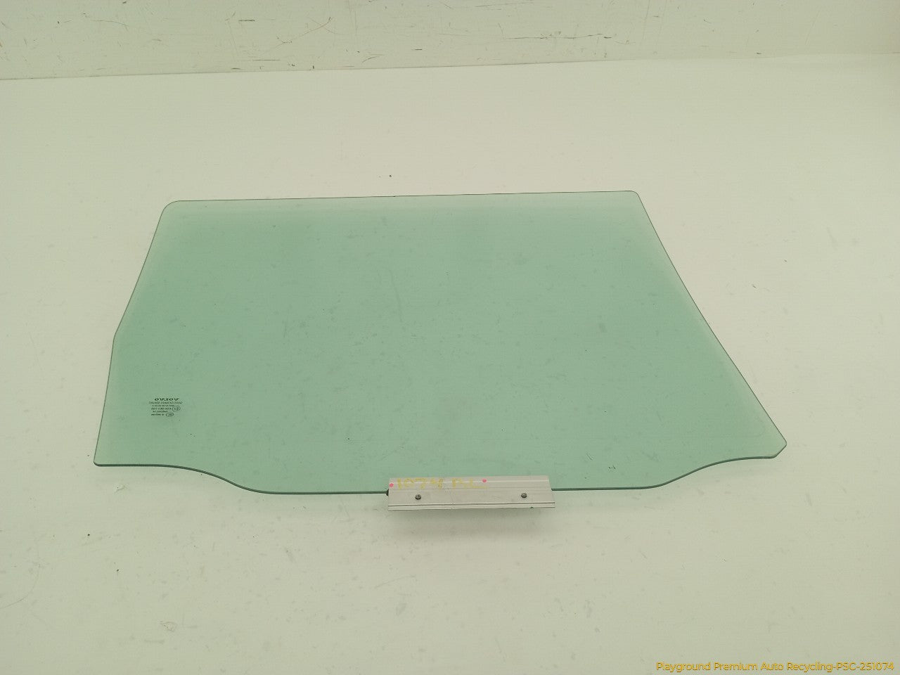 Volvo XC70 Driver Left Rear Door Window Glass - 0