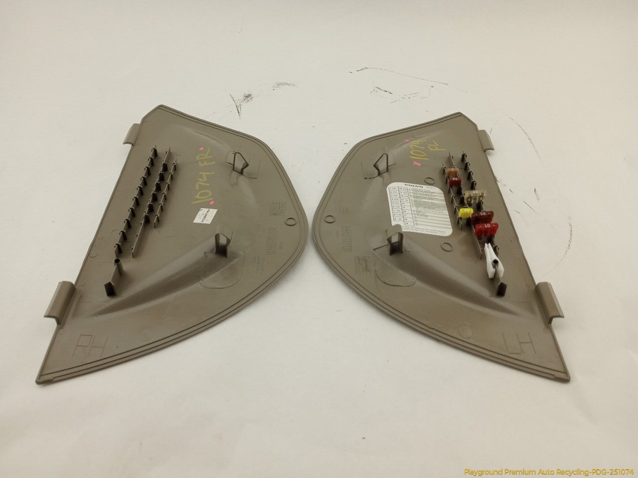 Volvo XC70 Pair Of Dashboard End Trim