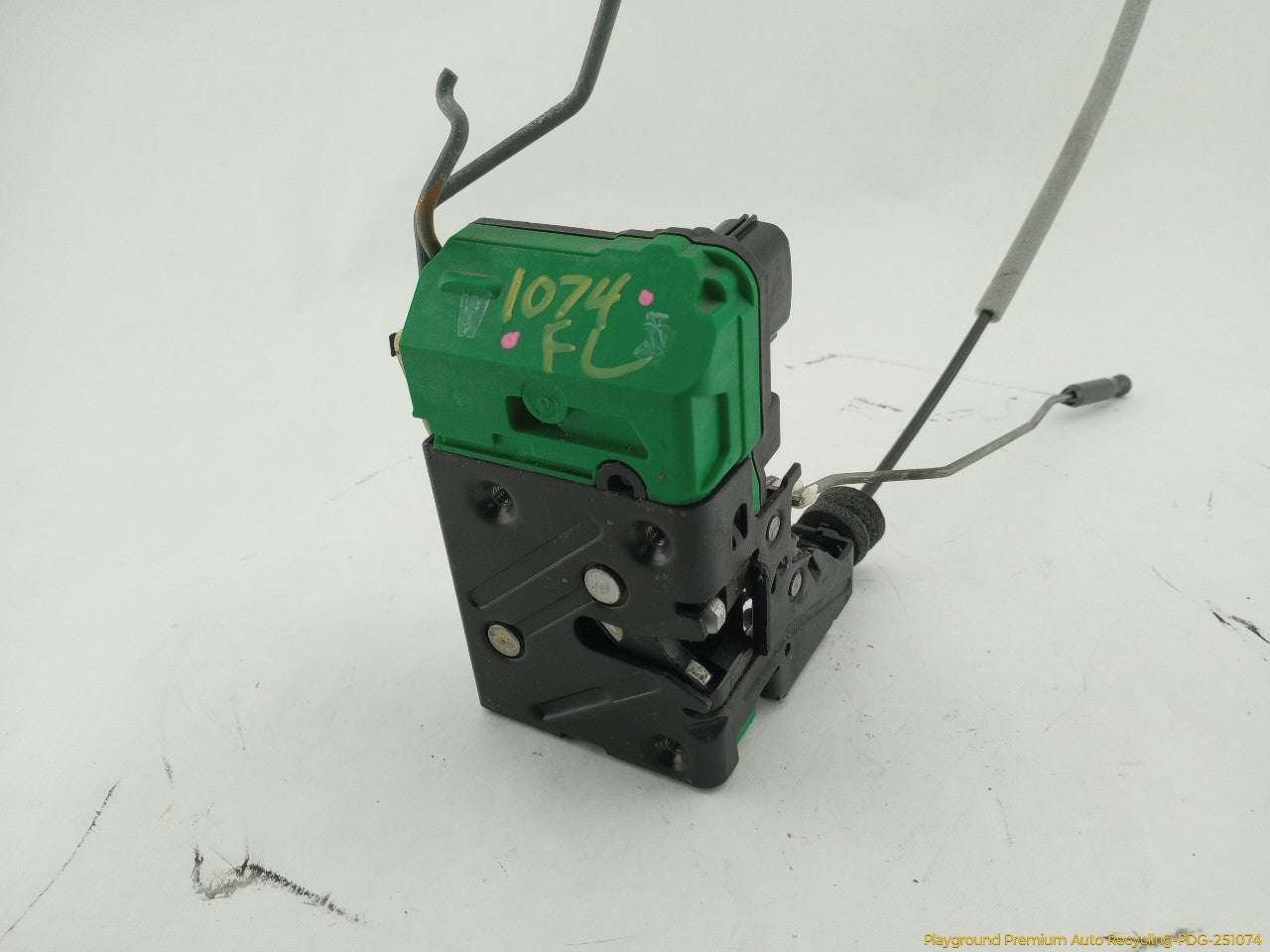 Volvo XC70 Driver Left Front Door Lock Actuator