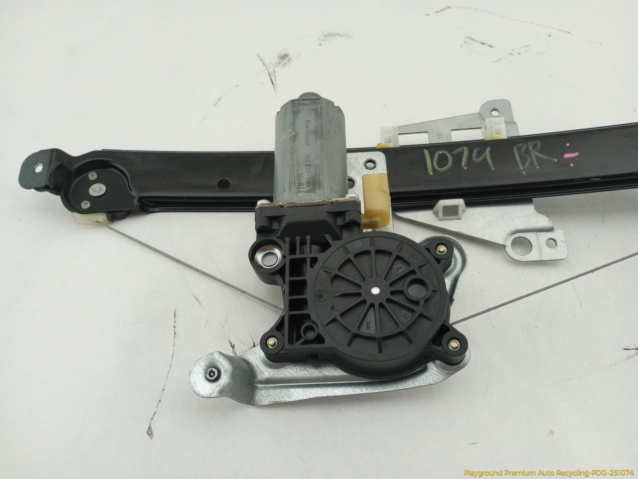 Volvo XC70 Passenger Right Rear Window Regulator