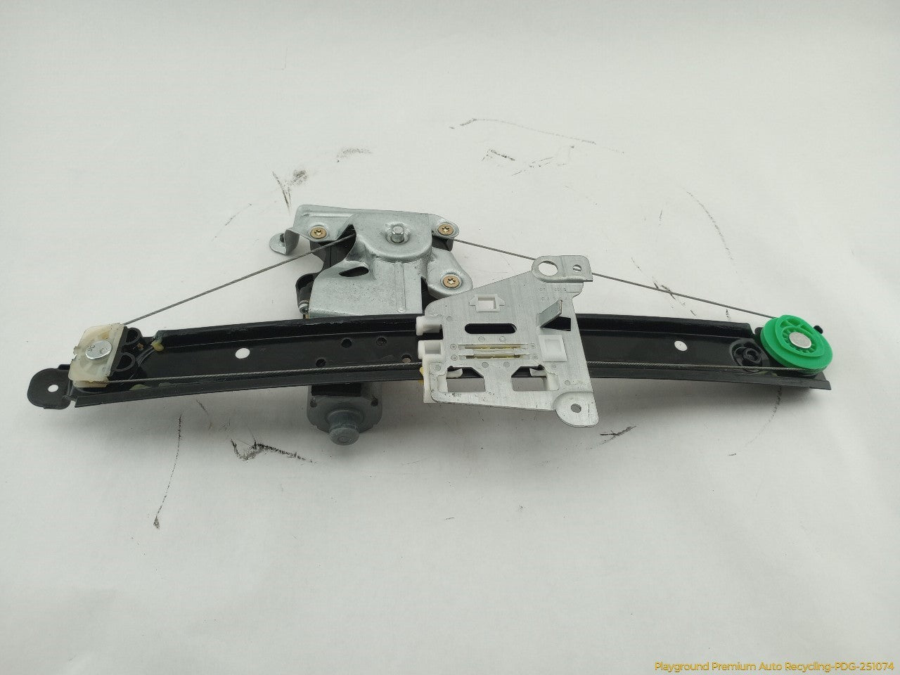 Volvo XC70 Passenger Right Rear Window Regulator