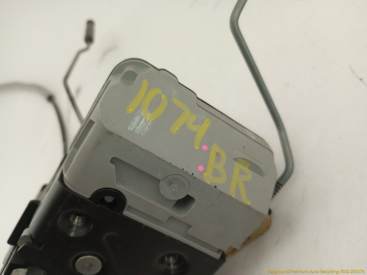 Volvo XC70 Passenger Right Rear Door Lock Actuator