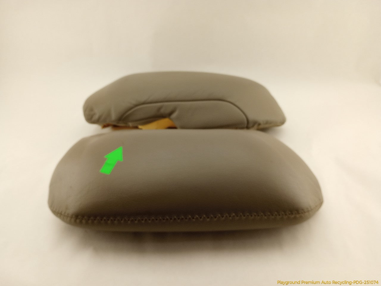 Volvo XC70 Pair Of Rear Seat Bolster Trim