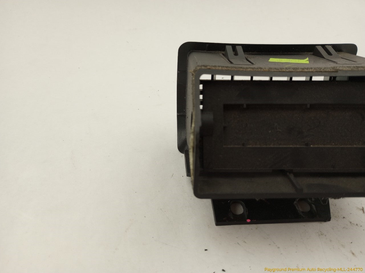 Ford Mustang Driver Left Dashboard Air Vent