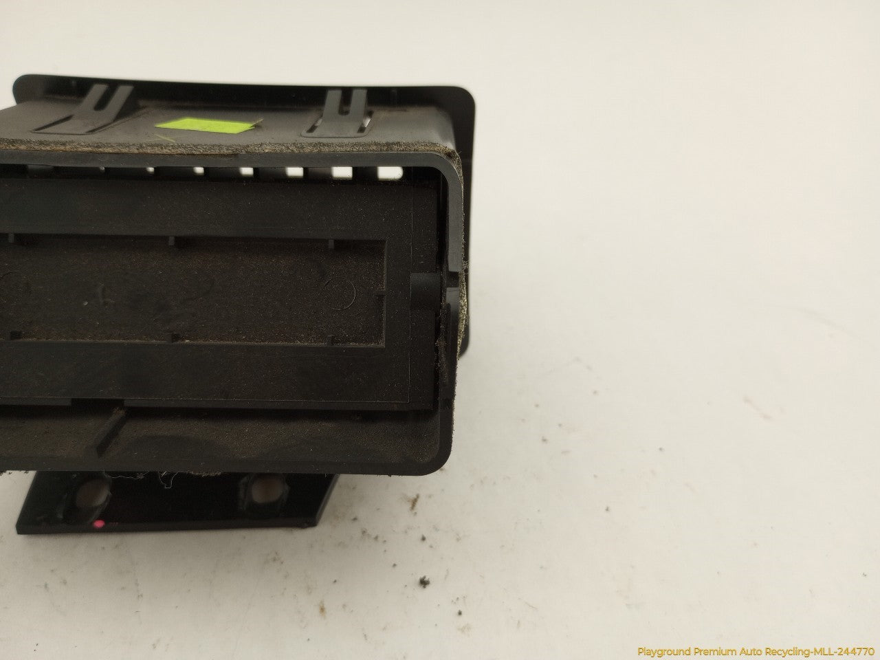 Ford Mustang Driver Left Dashboard Air Vent