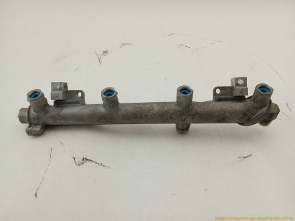 Saab 903 Fuel Injector Rail