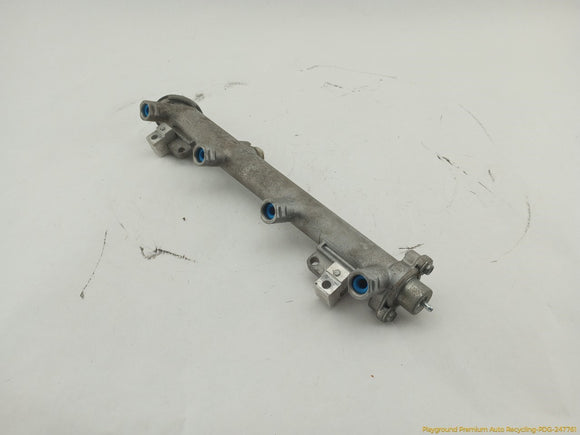 Saab 903 Fuel Injector Rail
