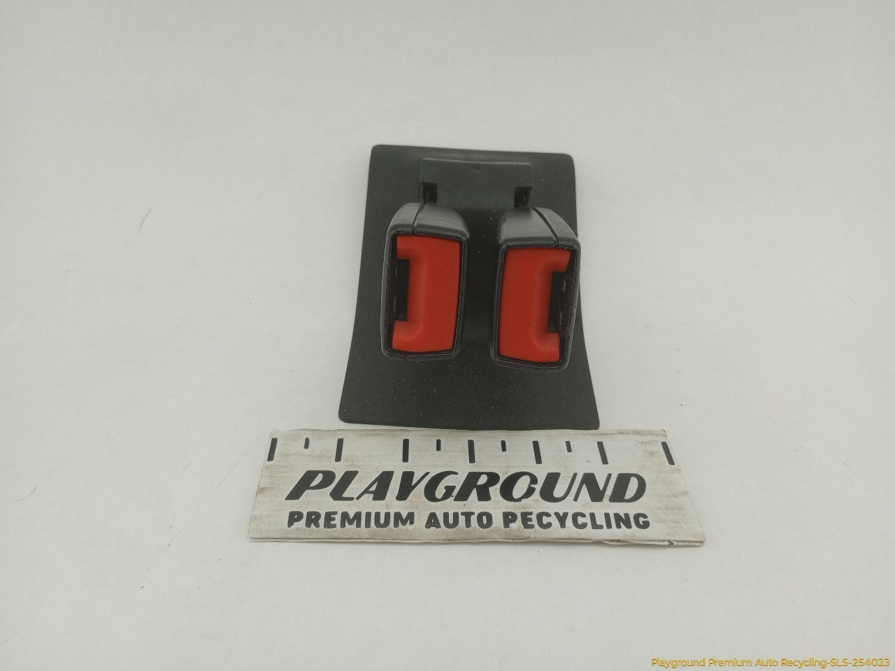 Mini Clubman Rear Center Seat Belt Buckle