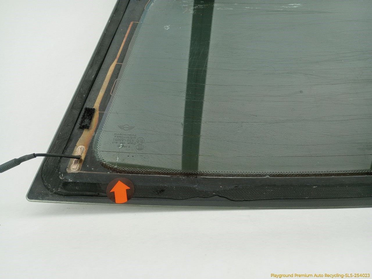 Mini Clubman Passenger Right Rear Back Glass