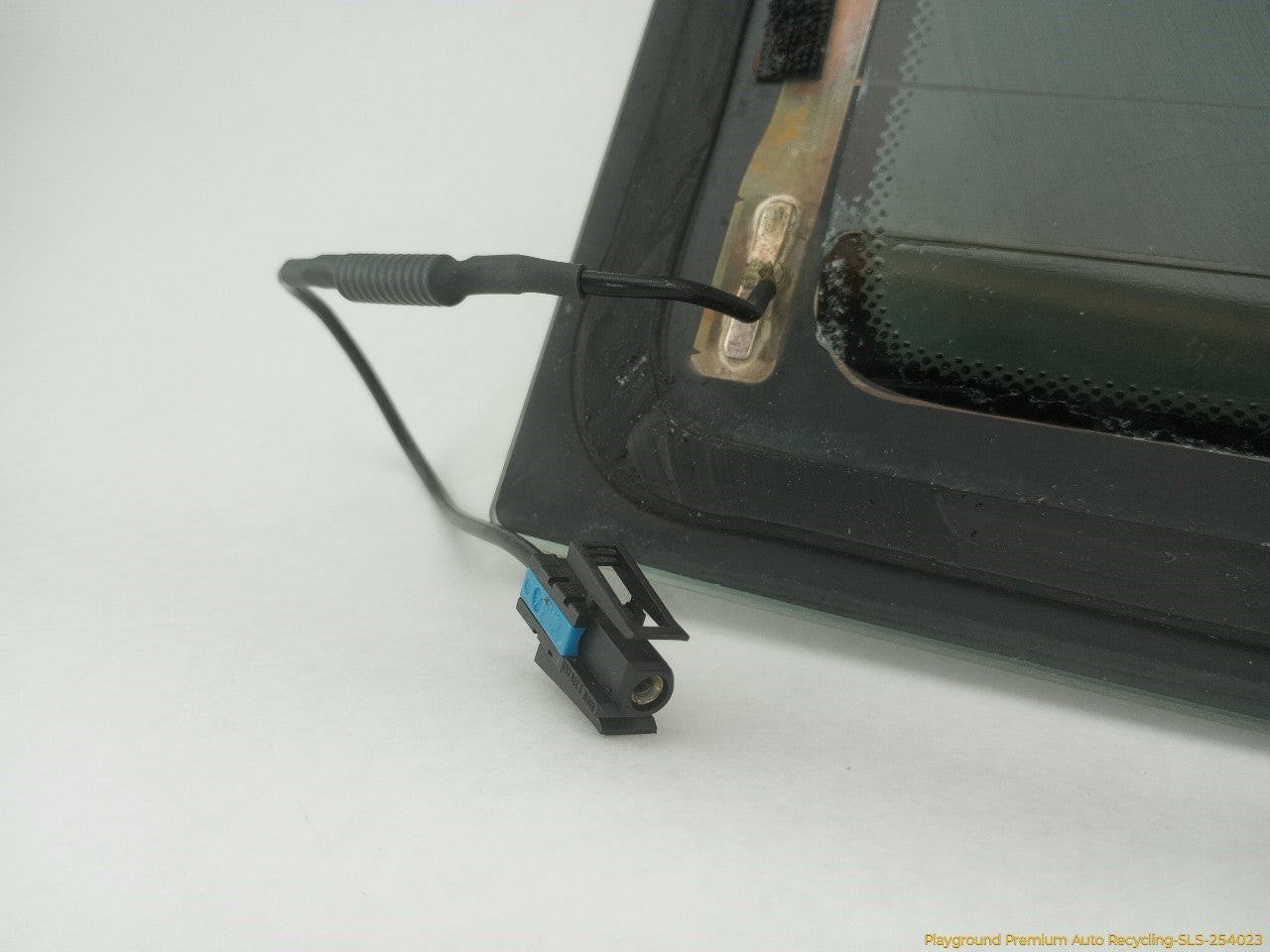 Mini Clubman Driver Left Rear Back Glass