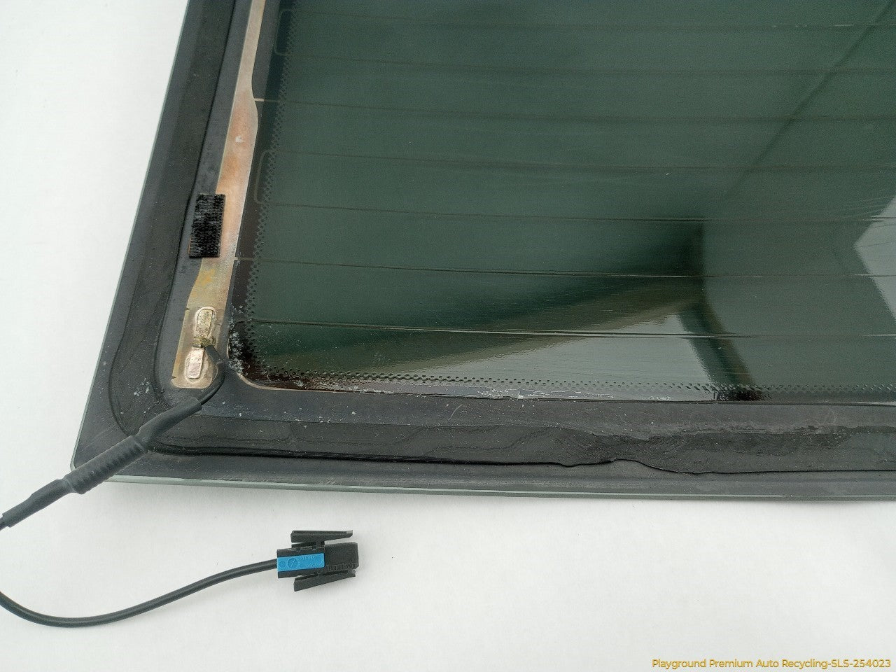 Mini Clubman Driver Left Rear Back Glass