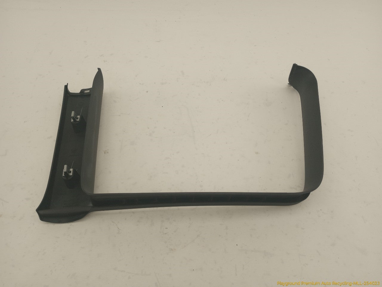 Mini Clubman Driver Left Rear Trunk Upper Window Trim - 0