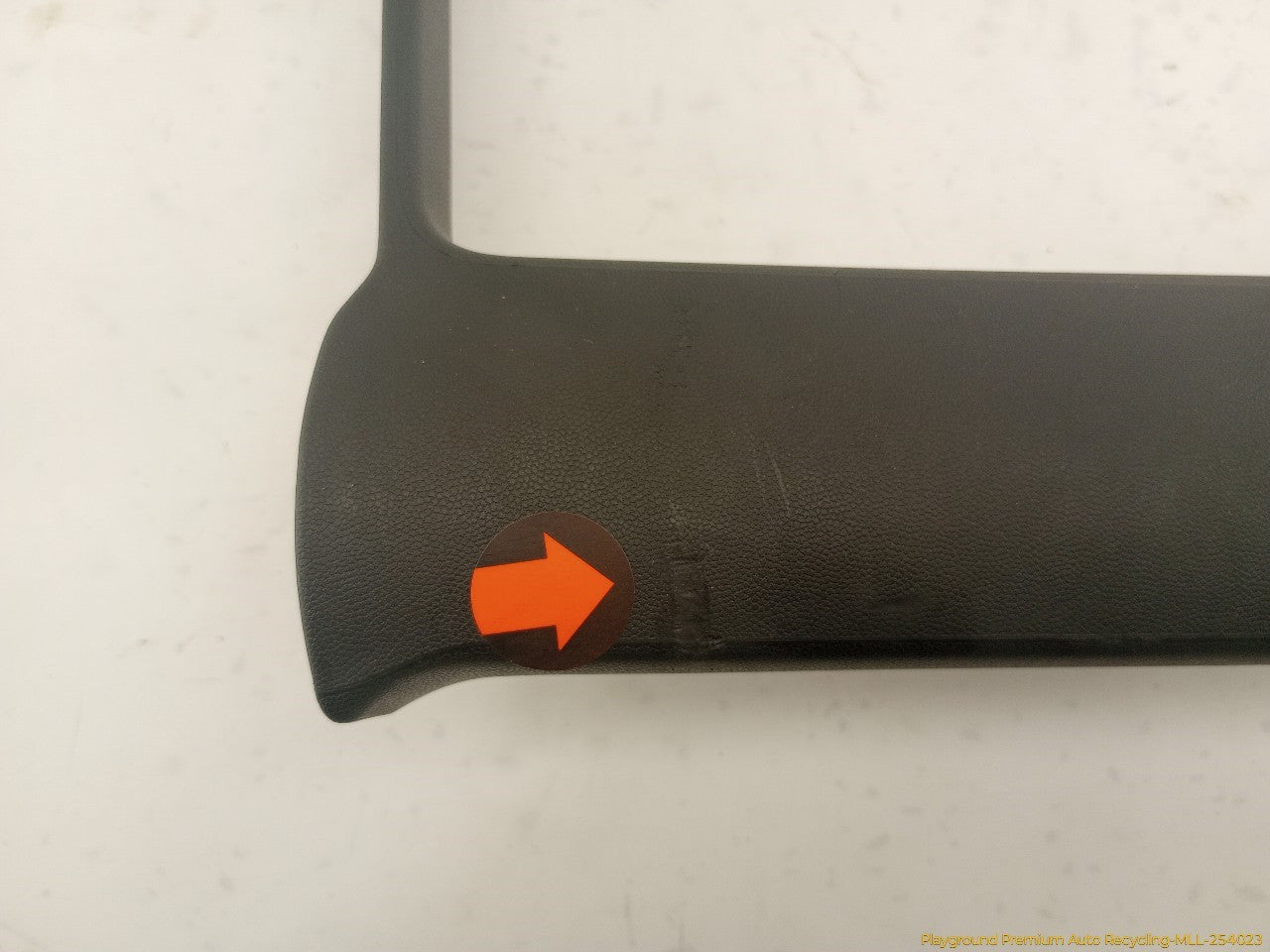 Mini Clubman Driver Left Rear Trunk Upper Window Trim