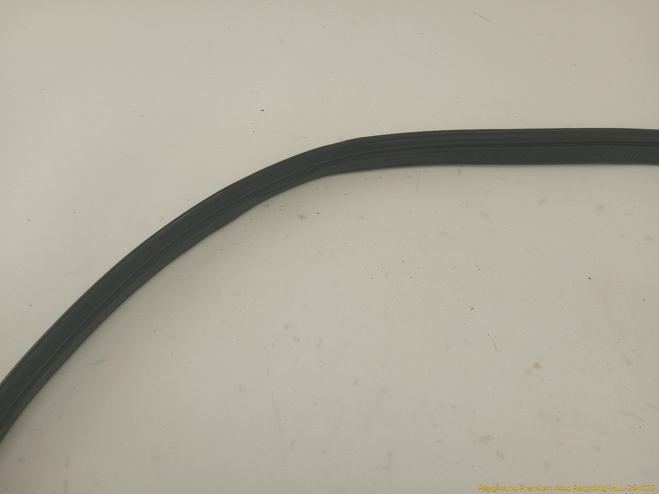Mini Clubman Trunk Lid Weatherstrip Molding