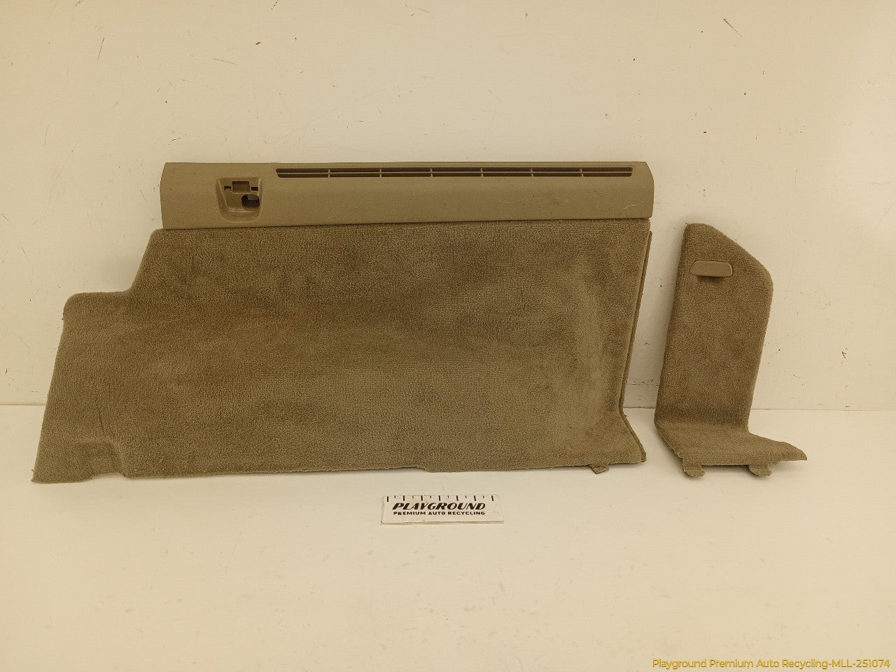 Volvo XC70 Pair Of Passenger Right Trunk Side Trim