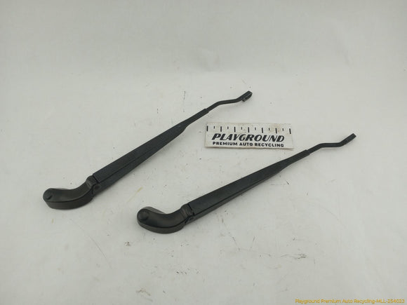 Mini Clubman Pair Of Front Wiper Arms